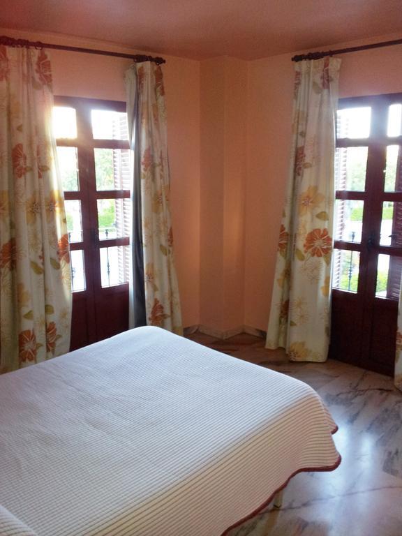 Hostal Rio De Oro Alcala La Real Room photo